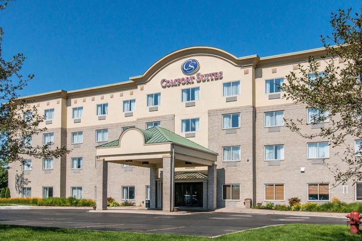 Comfort Suites, Wixom